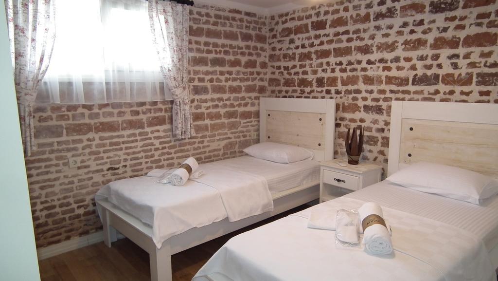 Gizemli Konak Ayvalı Rom bilde
