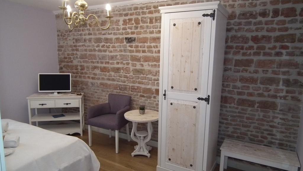 Gizemli Konak Ayvalı Rom bilde